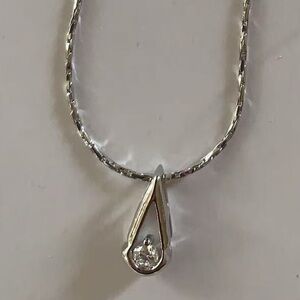 Elegant Silver Necklace